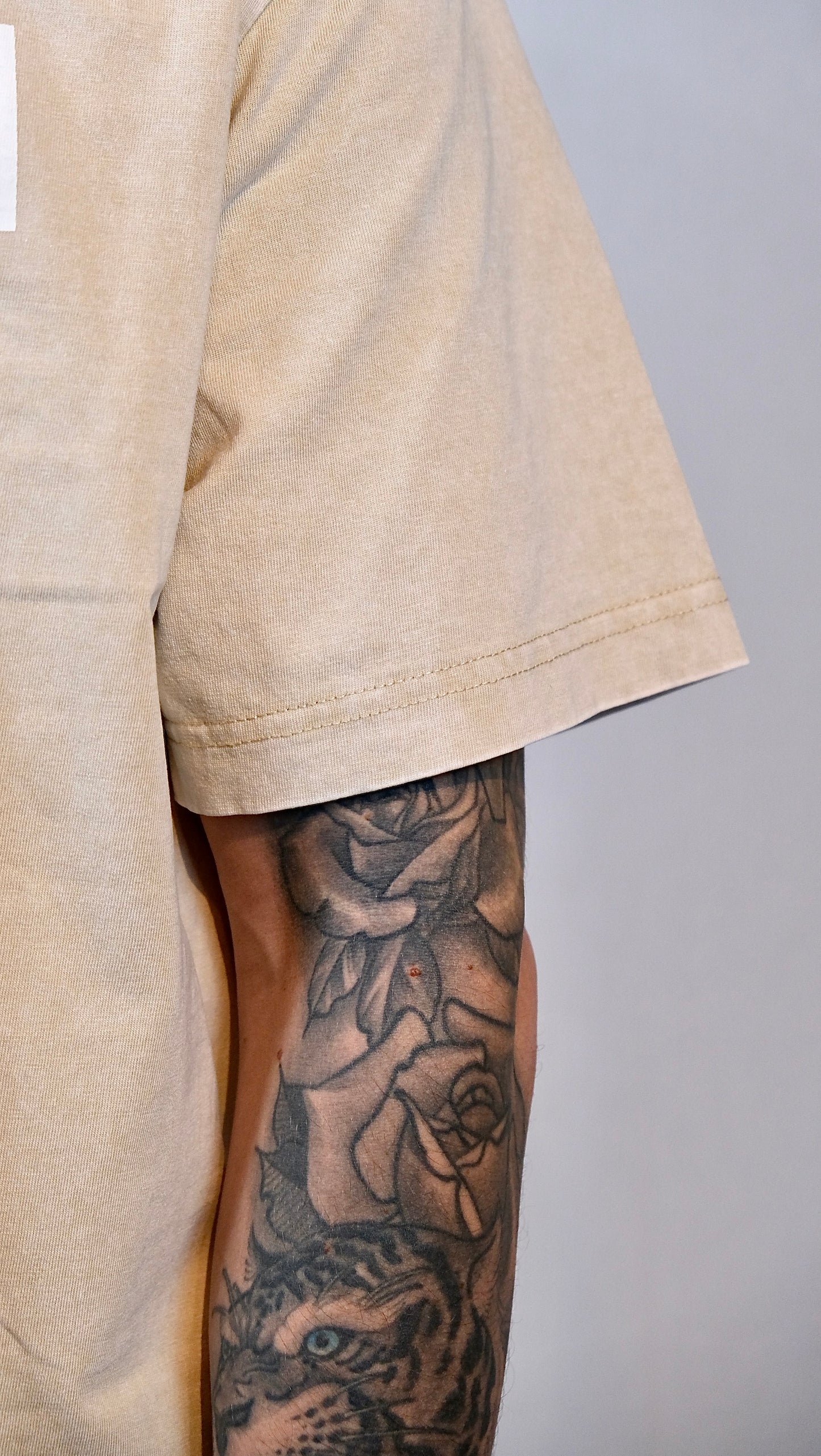 SHEESH FADE T-SHIRT Beige