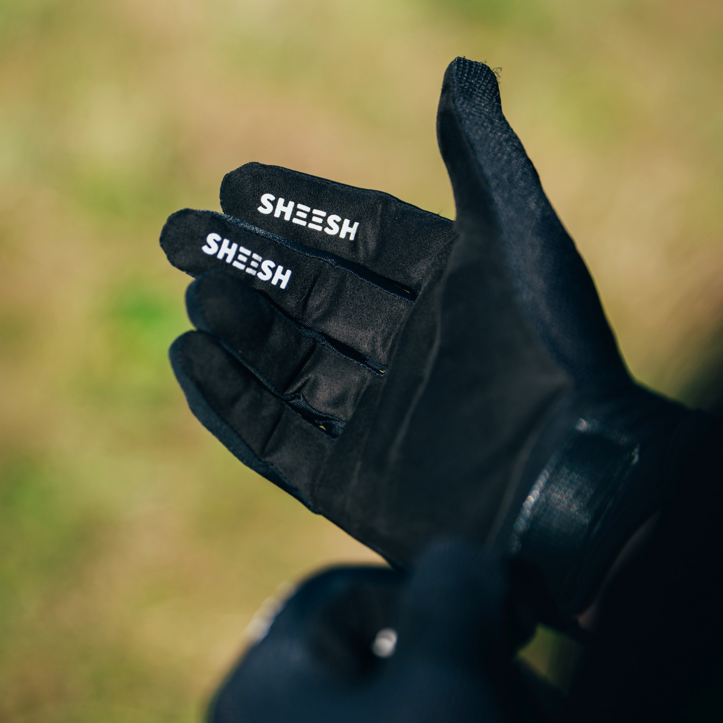 SHEESH 80's Partylaps Gloves blackbeauty